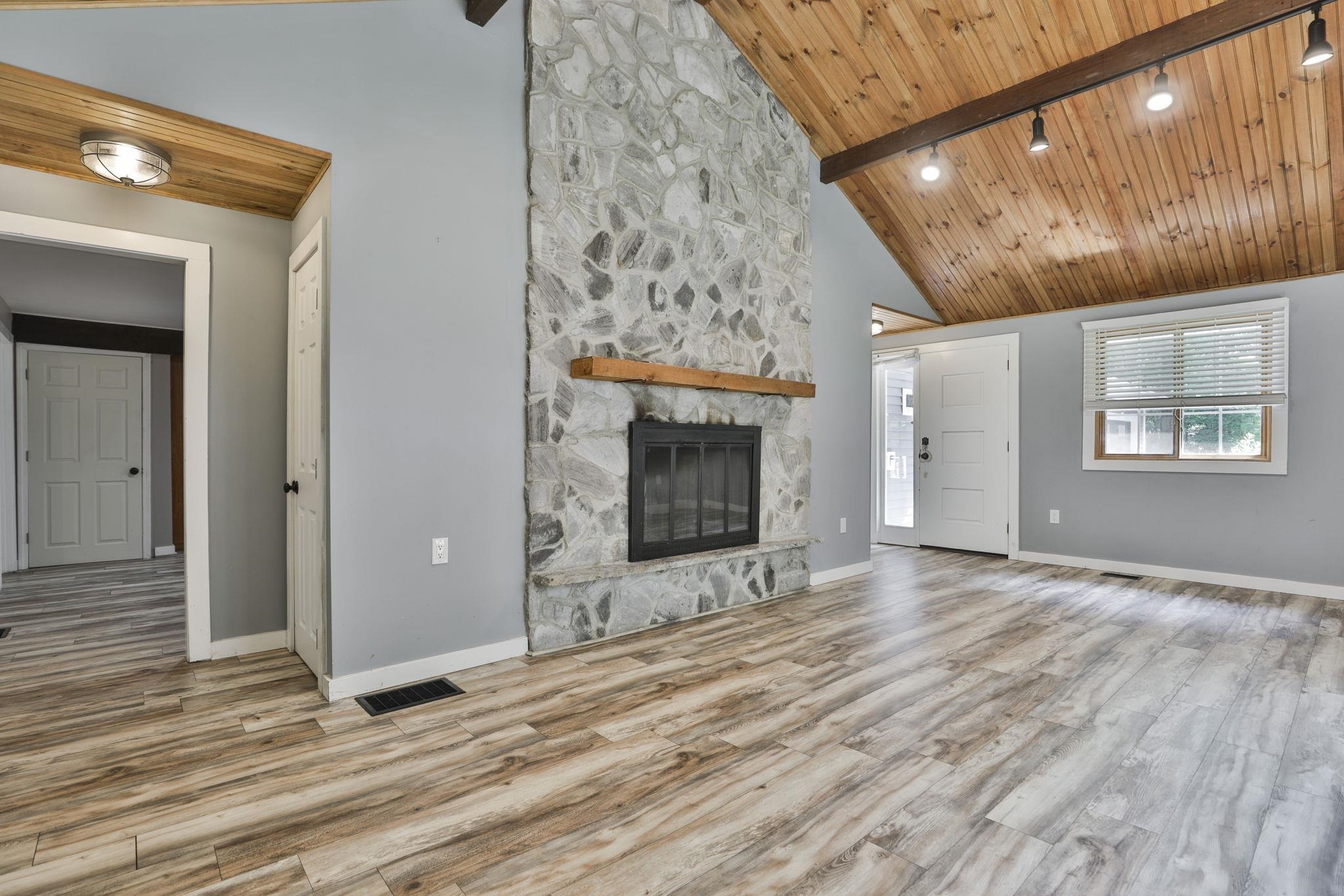 58 Truell Road Hollis, NH 03049 - Photo 7 of 34