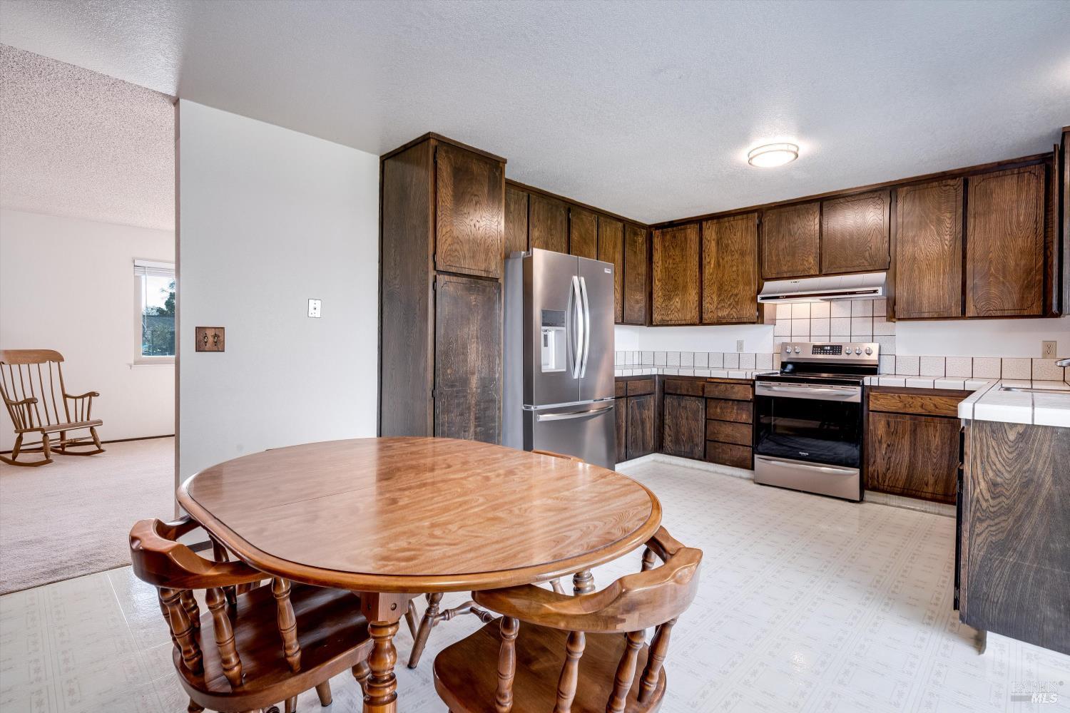 1477 Russell Avenue Santa Rosa, CA 95403 - Photo 15 of 54