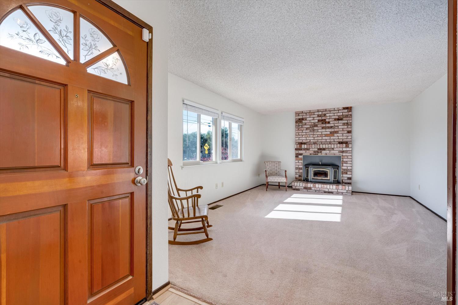 1477 Russell Avenue Santa Rosa, CA 95403 - Photo 8 of 54