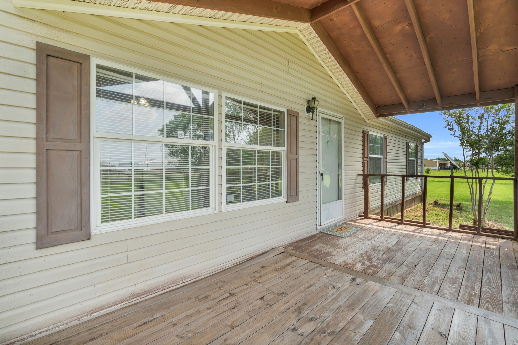 37038 Bell Road Waller, TX 77484 - Photo 1 of 33 a view of a house with a large window