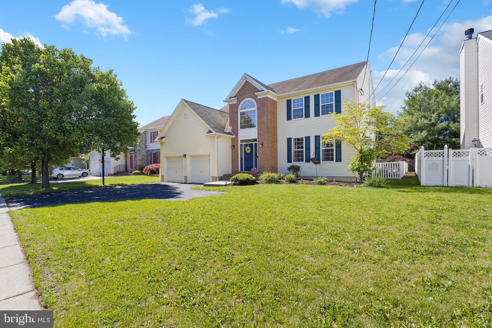 4535 Nottingham Way Hamilton, NJ 08690 - Photo 4 of 44 Gallery Image 4