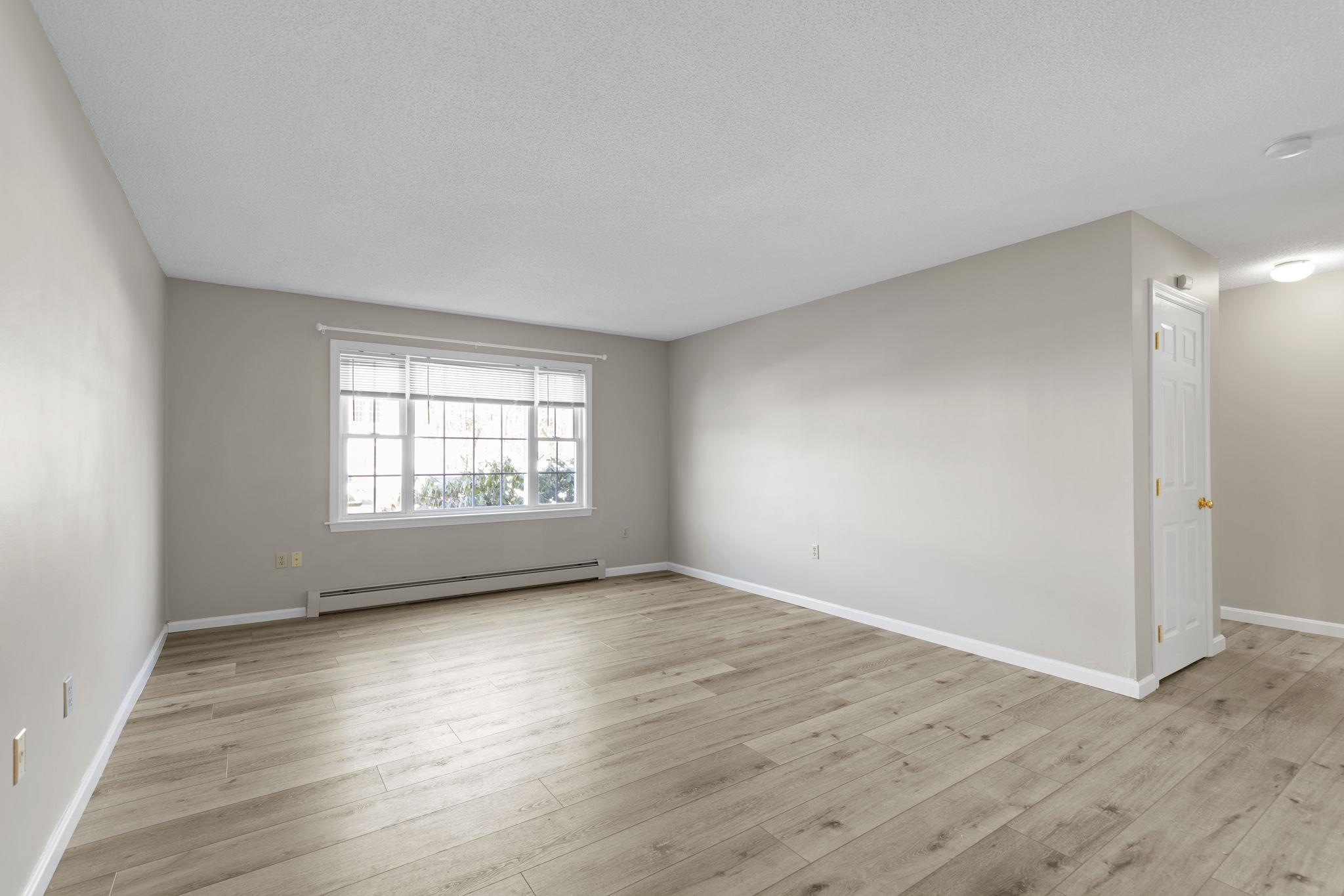 50 Brookside Drive, Unit J1 Exeter, NH 03833 - Photo 3 of 18