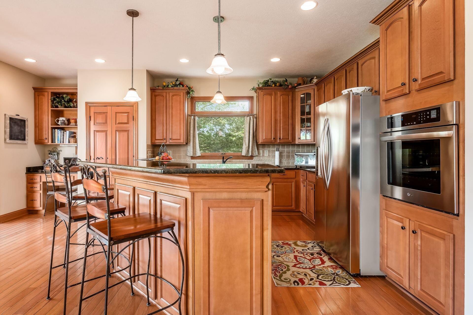 8863 Carter Road Hilliard, OH 43026 - Photo 17 of 70 Gallery Image 17