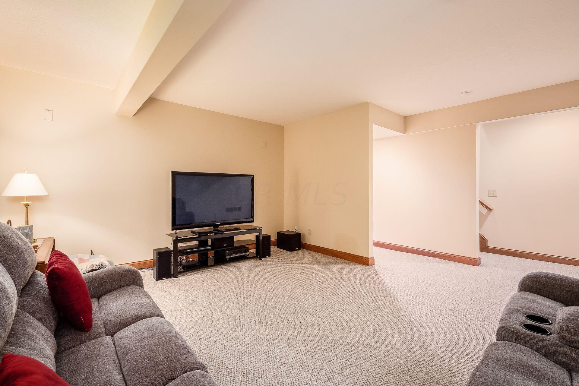 8863 Carter Road Hilliard, OH 43026 - Photo 45 of 70 Gallery Image 45