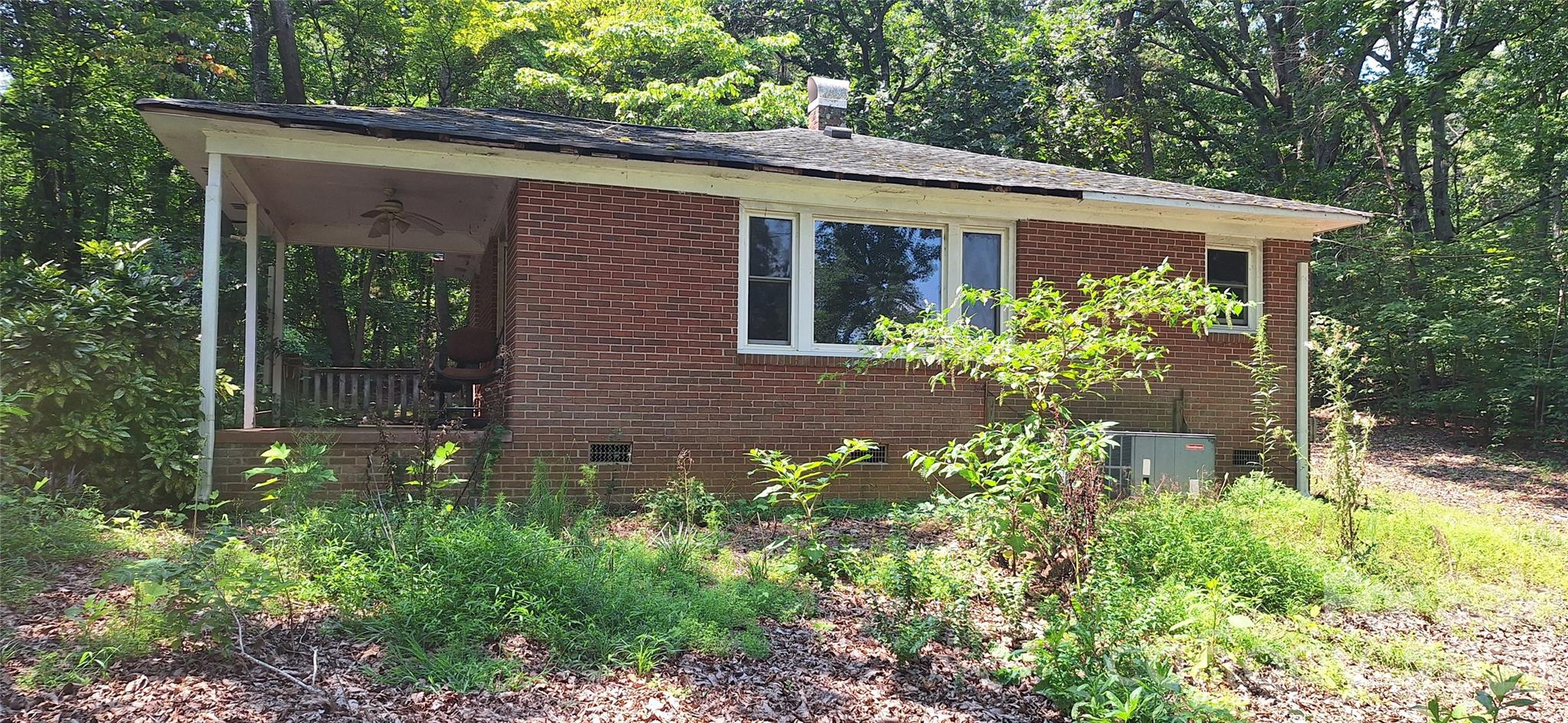 1036 Curve View Road Lincolnton, NC 28092 - Photo 2 of 23