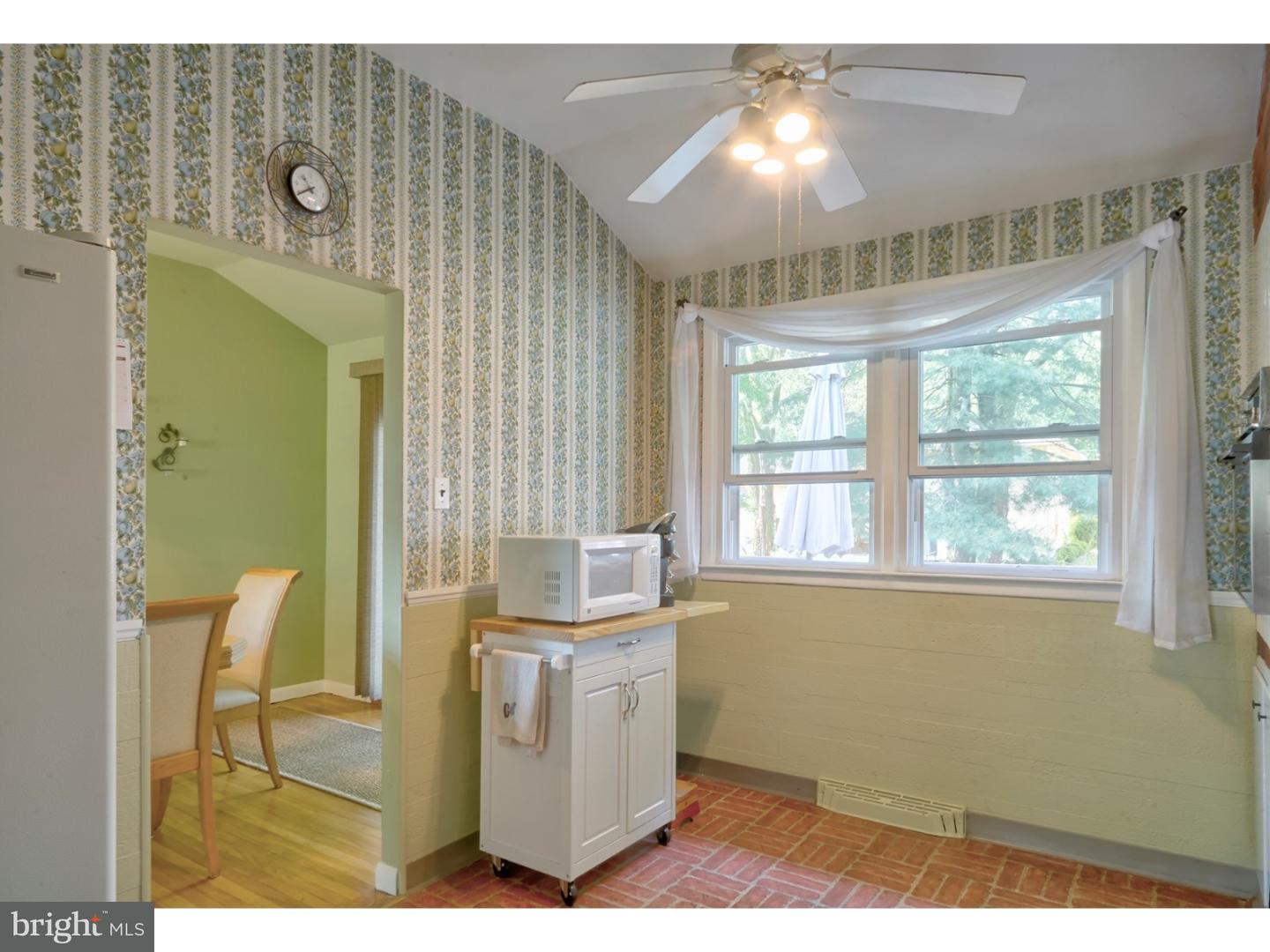 817 Richard Road Cherry Hill, NJ 08034 - Photo 8 of 25 Kitchen