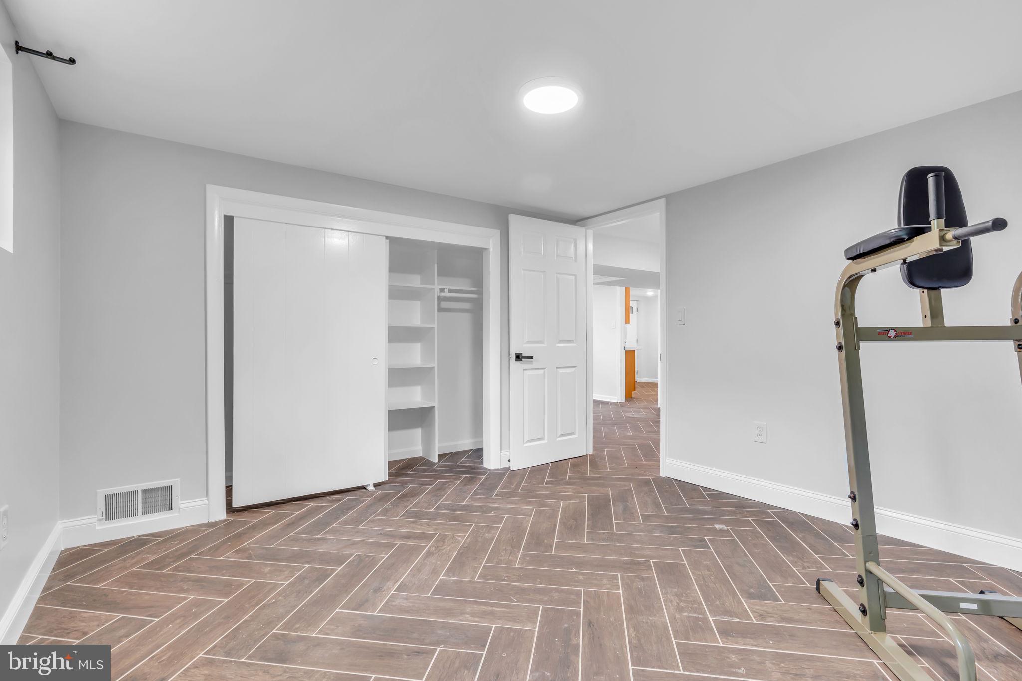 6809 Braddock Road Springfield, VA 22151 - Photo 39 of 60