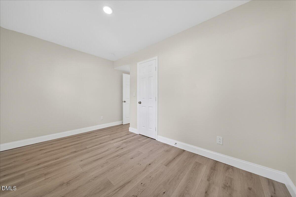 5001 Kinlock Drive Durham, NC 27712 - Photo 28 of 65 57-Interior_5001KinlockDrive_028