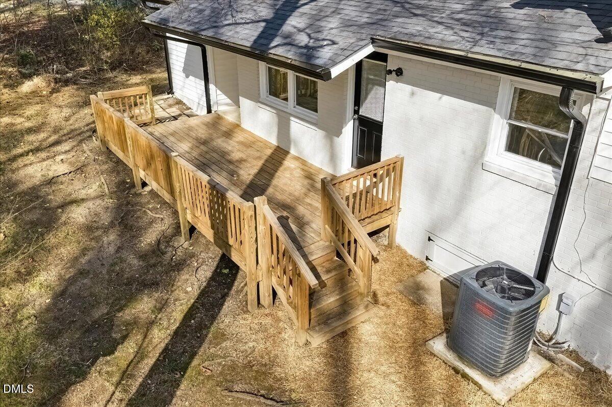 5001 Kinlock Drive Durham, NC 27712 - Photo 56 of 65 16-Drone_5001KinlockDrive_016