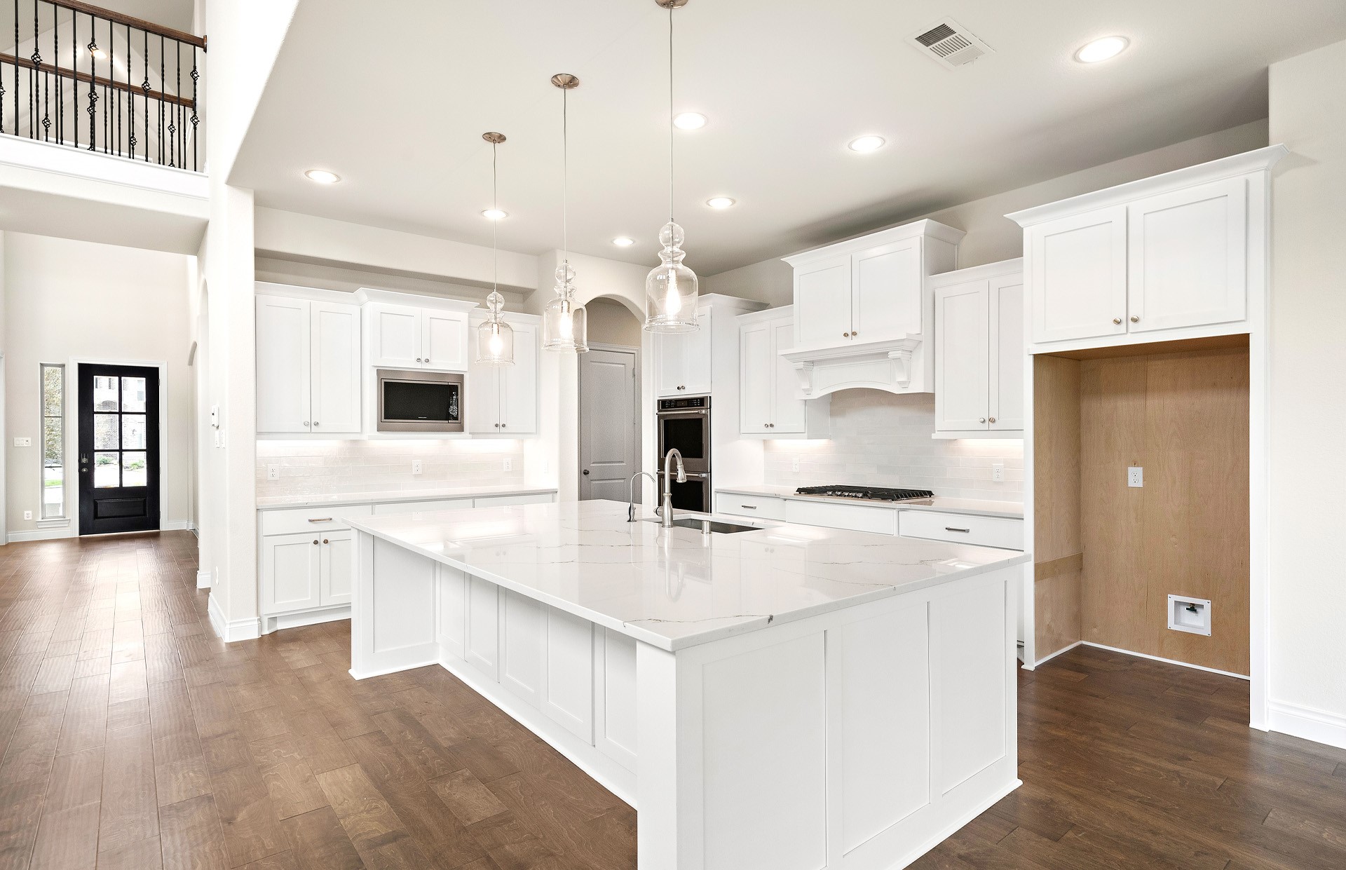 454 Lontano Path Willis, TX 77318 - Photo 13 of 50