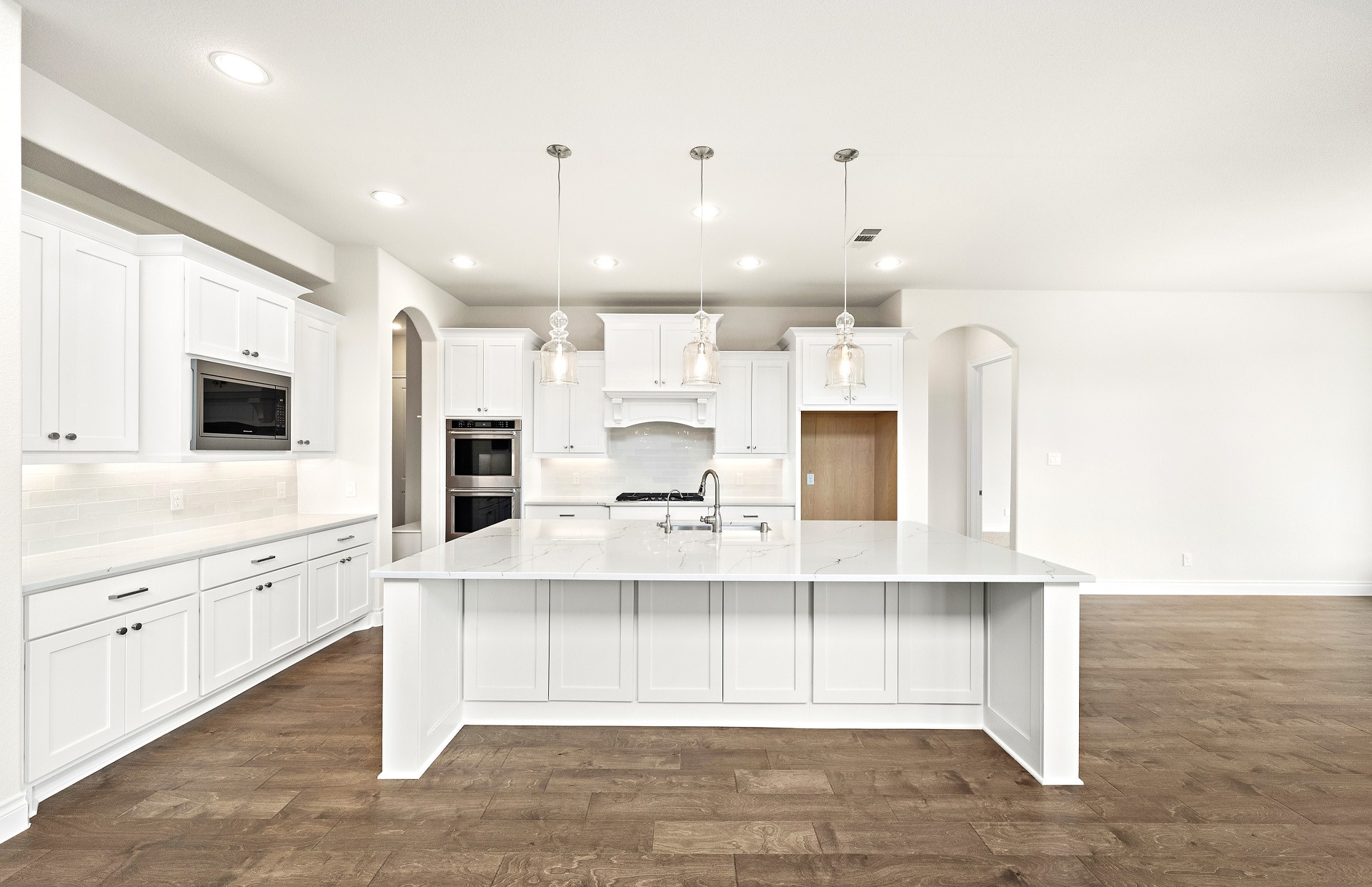 454 Lontano Path Willis, TX 77318 - Photo 15 of 50