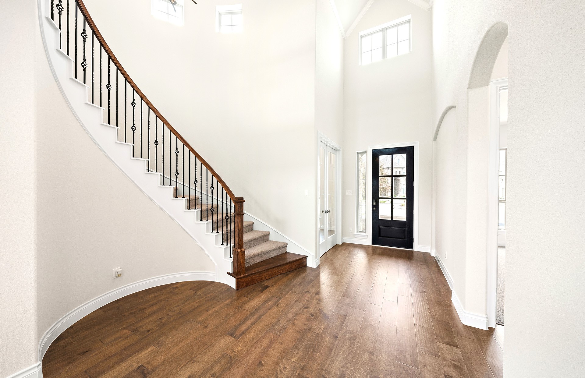 454 Lontano Path Willis, TX 77318 - Photo 8 of 50