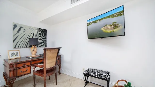 $4,850 | 1666 Osprey Avenue, Unit 204, Naples, FL 34102