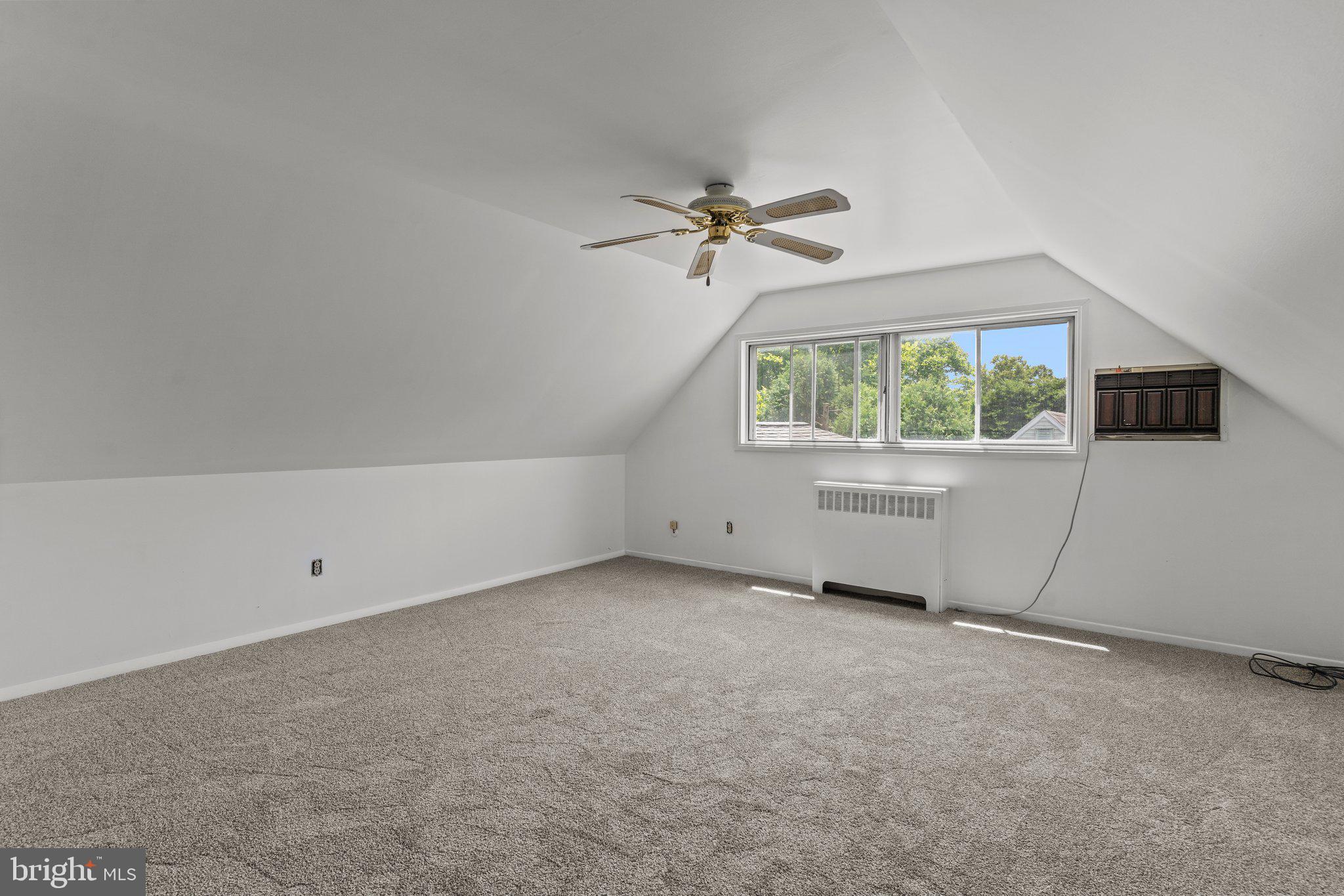 17 Queen Lily Road Levittown, PA 19057 - Photo 15 of 26 Bedroom 3