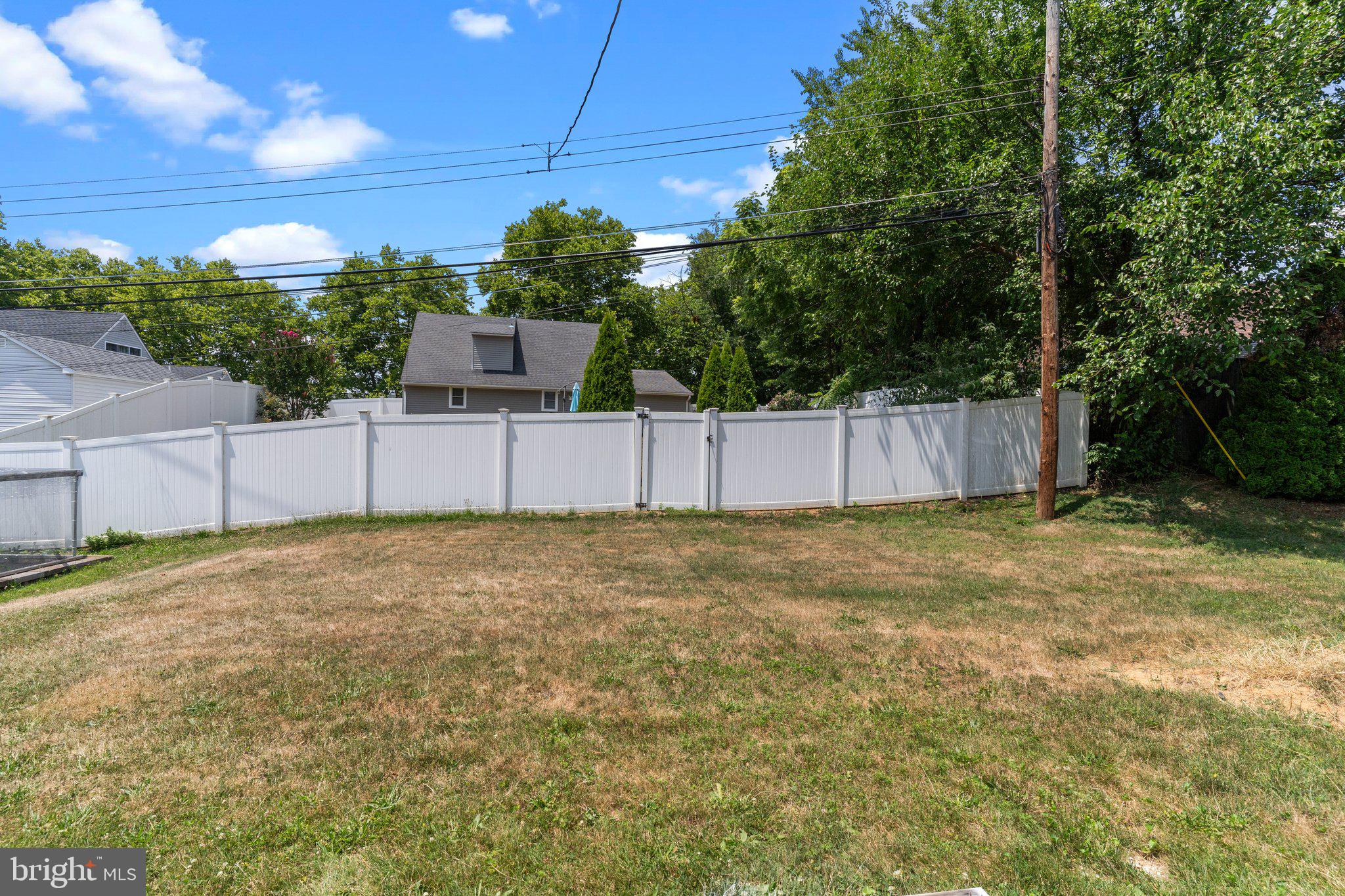 17 Queen Lily Road Levittown, PA 19057 - Photo 22 of 26 Backyard