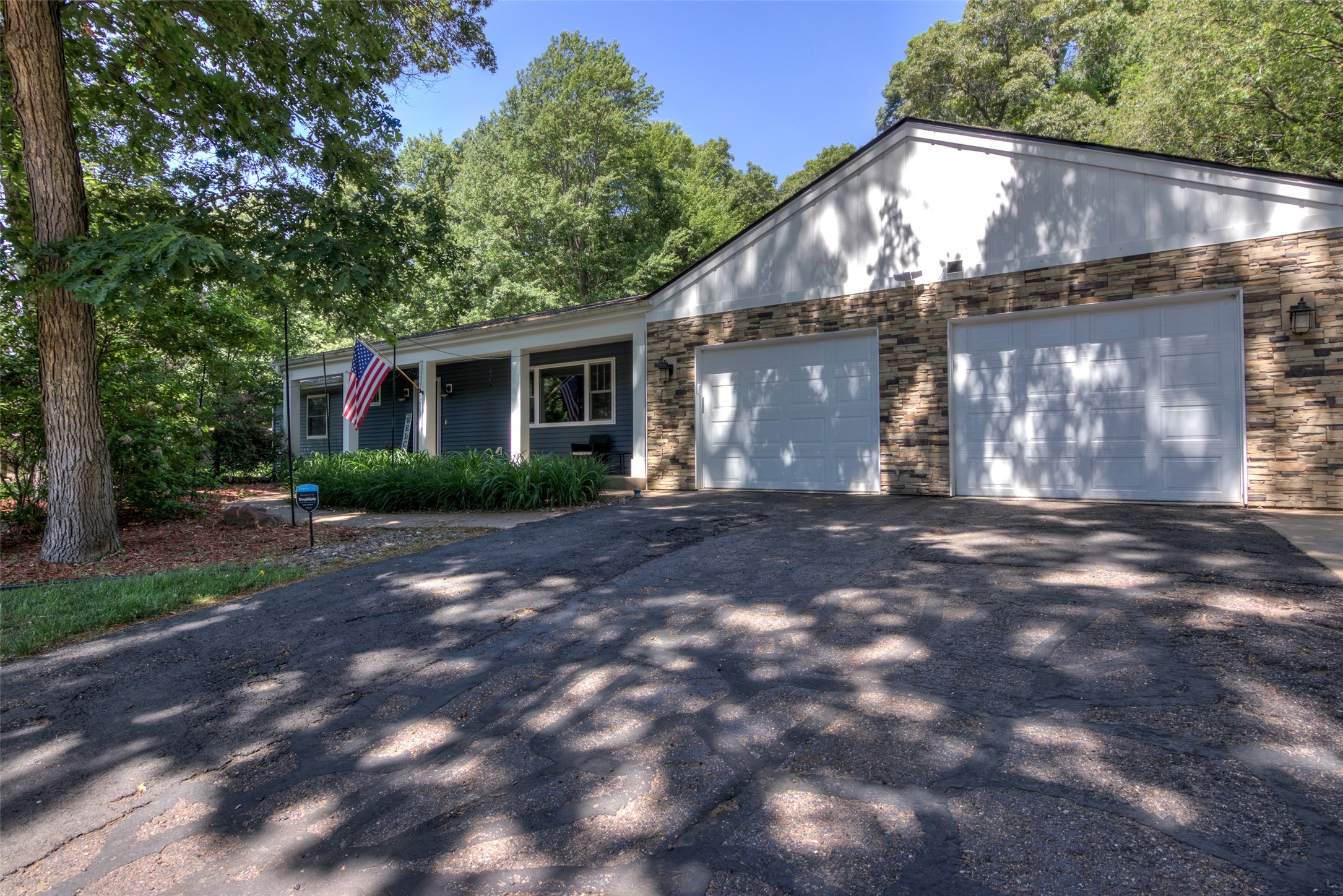 3622 Golf Road Eau Claire, WI 54701 - Photo 2 of 45