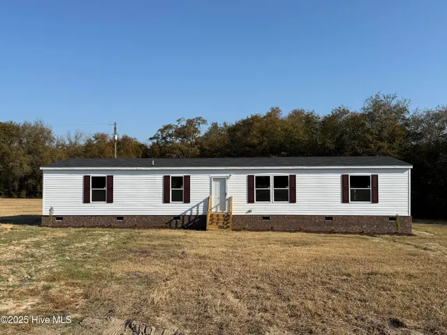 $215,000 | 2251 Twisted Hickory Road, Elizabethtown, NC 28337