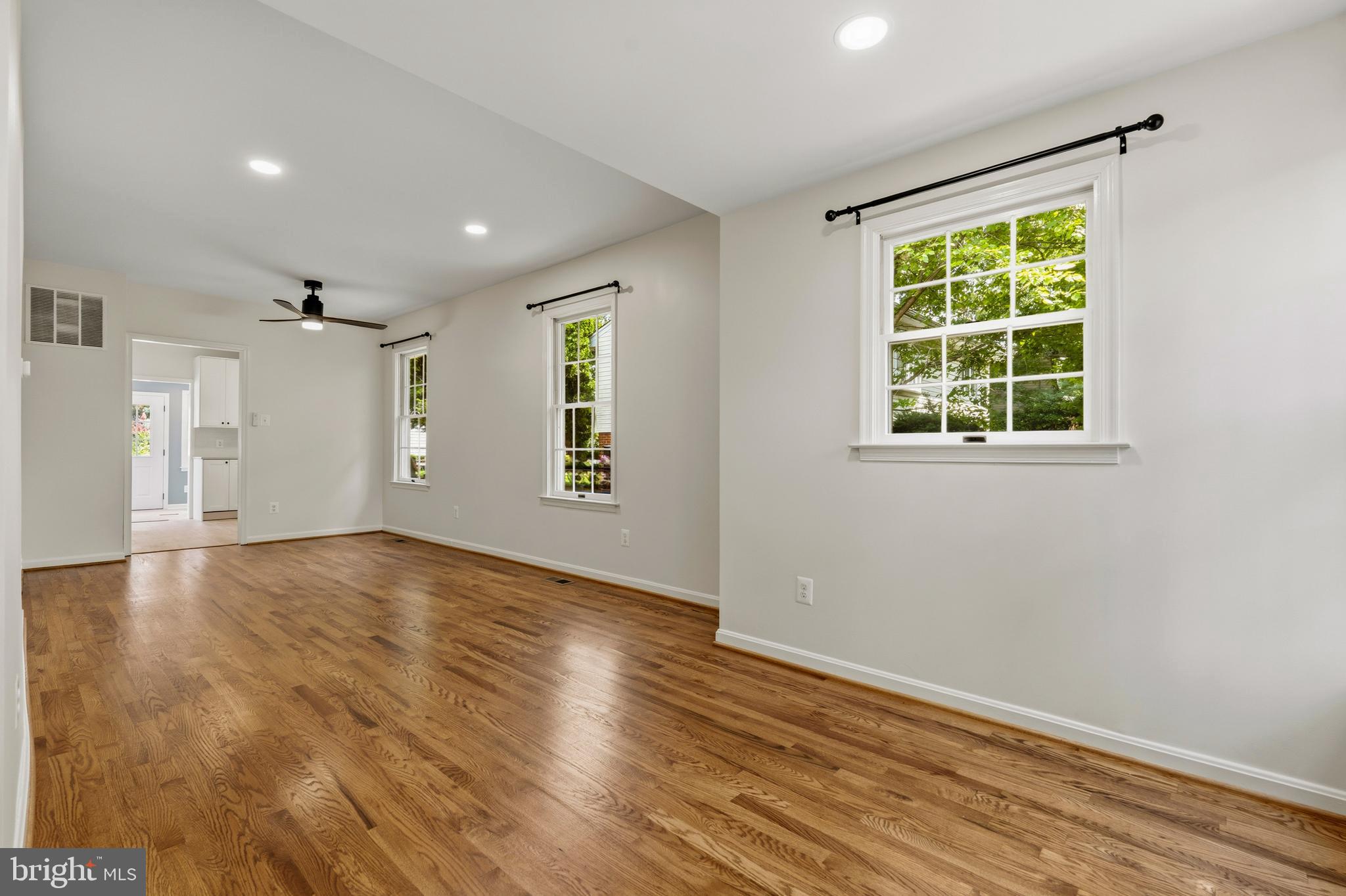 1801 South Glebe Road Arlington, VA 22204 - Photo 12 of 36 Gallery Image 12