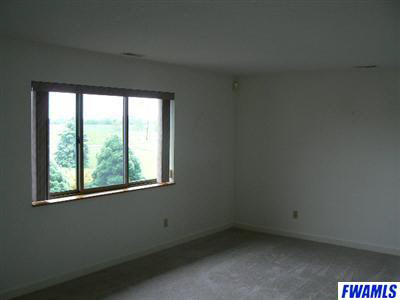 17135 Lochner Road Leo, IN 46765 - Photo 13 of 27