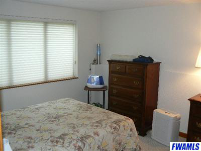 17135 Lochner Road Leo, IN 46765 - Photo 20 of 27