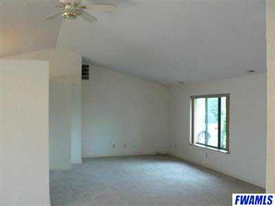 17135 Lochner Road Leo, IN 46765 - Photo 5 of 27