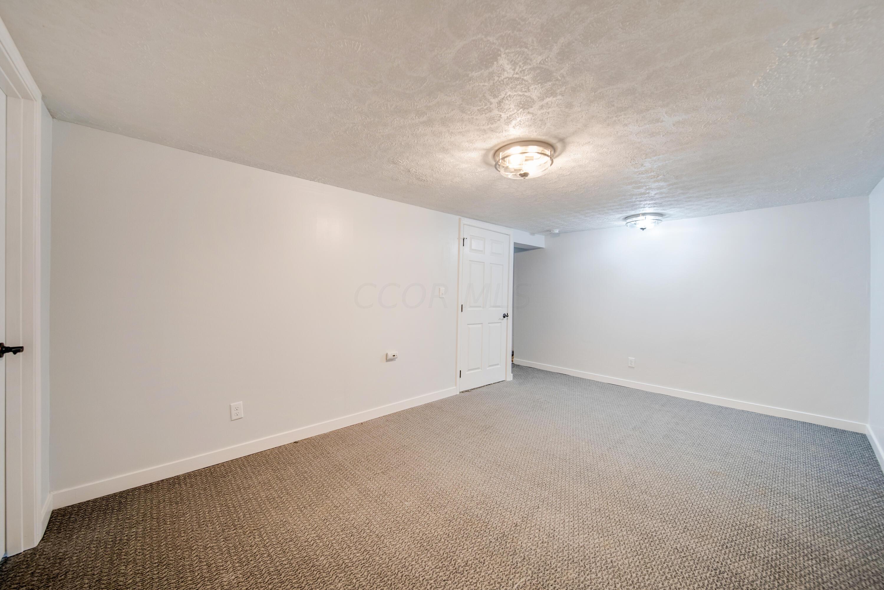 1842 Stetson Road Columbus, OH 43232 - Photo 25 of 33 34-print-DSC09271_2_3