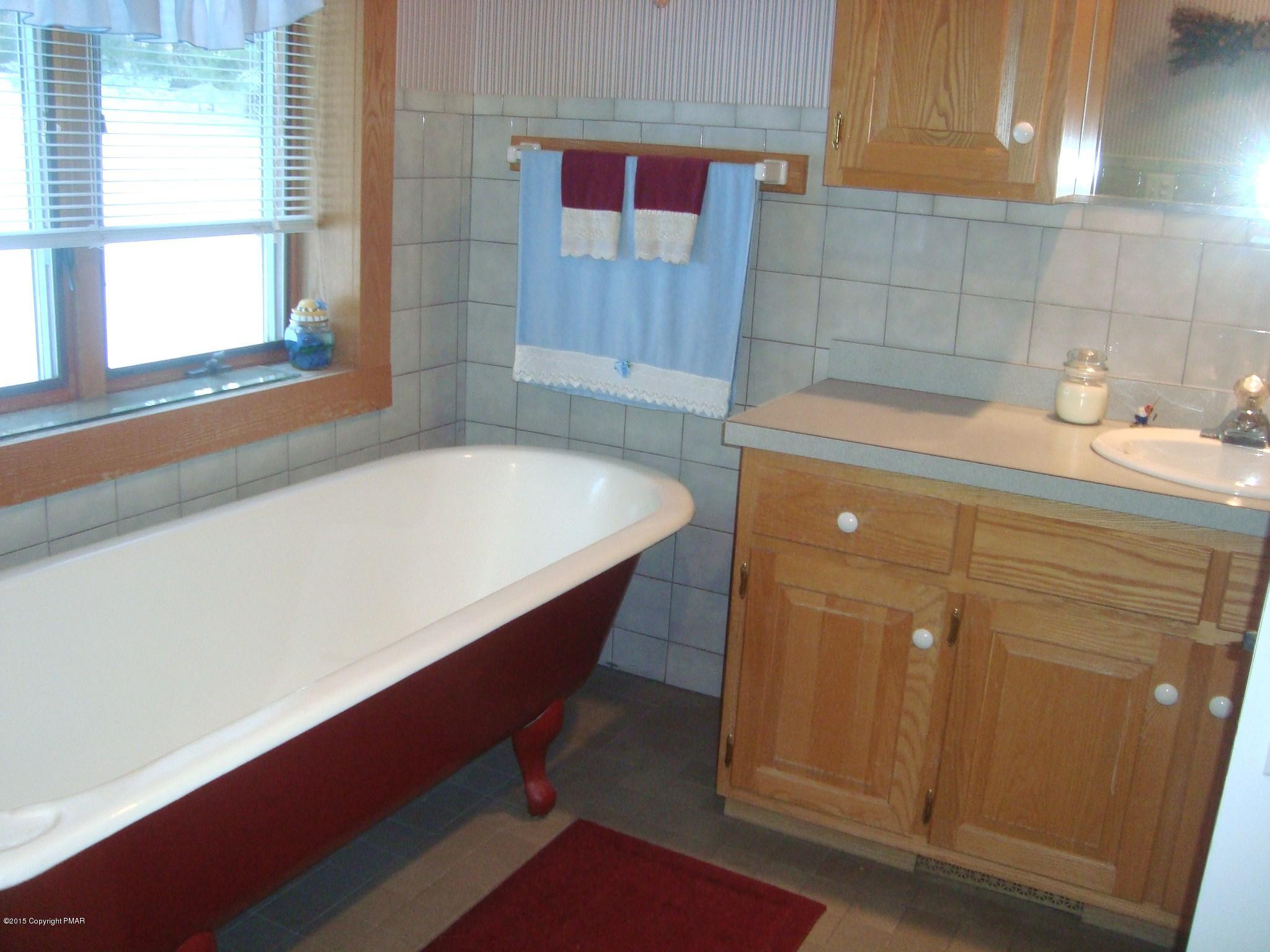 879 Lower Swiftwater Road Cresco, PA 18326 - Photo 24 of 65 bath 1.JPG