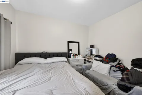 $999,000 | 600 Silliman Street, San Francisco, CA 94134