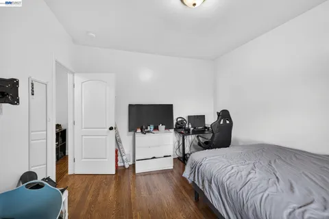 $999,000 | 600 Silliman Street, San Francisco, CA 94134