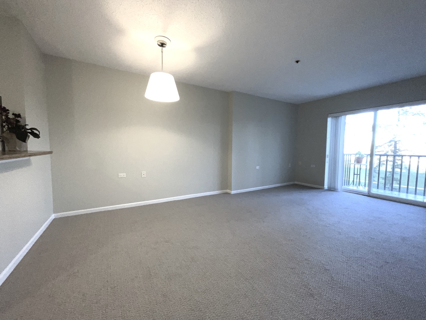 800 Ridge Road, Unit 204 Wilmette, IL 60091 - Photo 4 of 10 a view of an empty room with a window