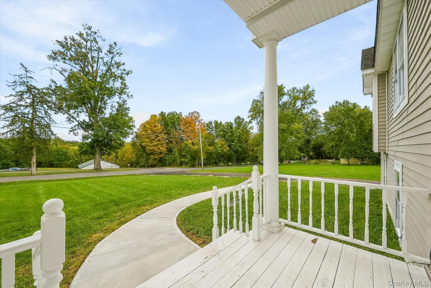 160 Pirog Road Pine Bush, NY 12566 - Photo 4 of 39 Gallery Image 4