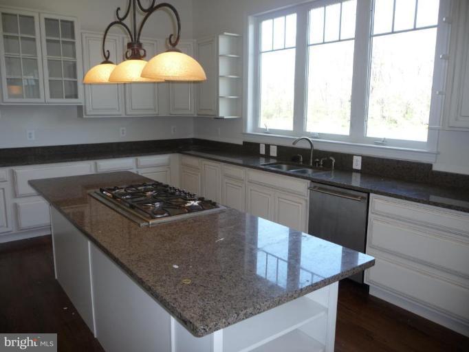 15716 Nottingham Road Upper Marlboro, MD 20772 - Photo 2 of 22 Kitchen