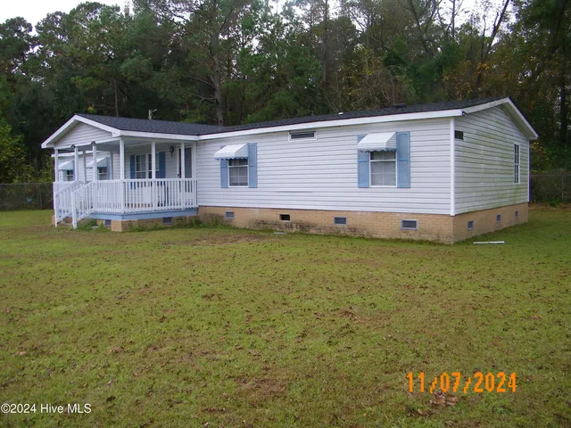 $129,900 | 3570 Highway 83, Maxton, NC 28364