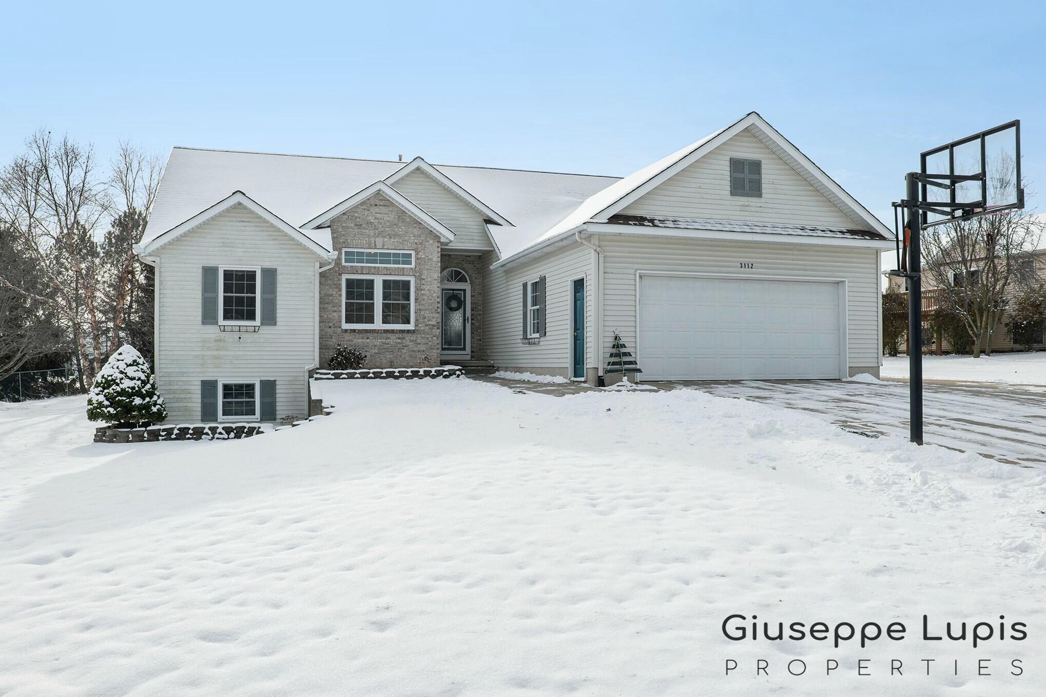 3112 Viewpoint Street Jenison, MI 49428 - Photo 1 of 43 front