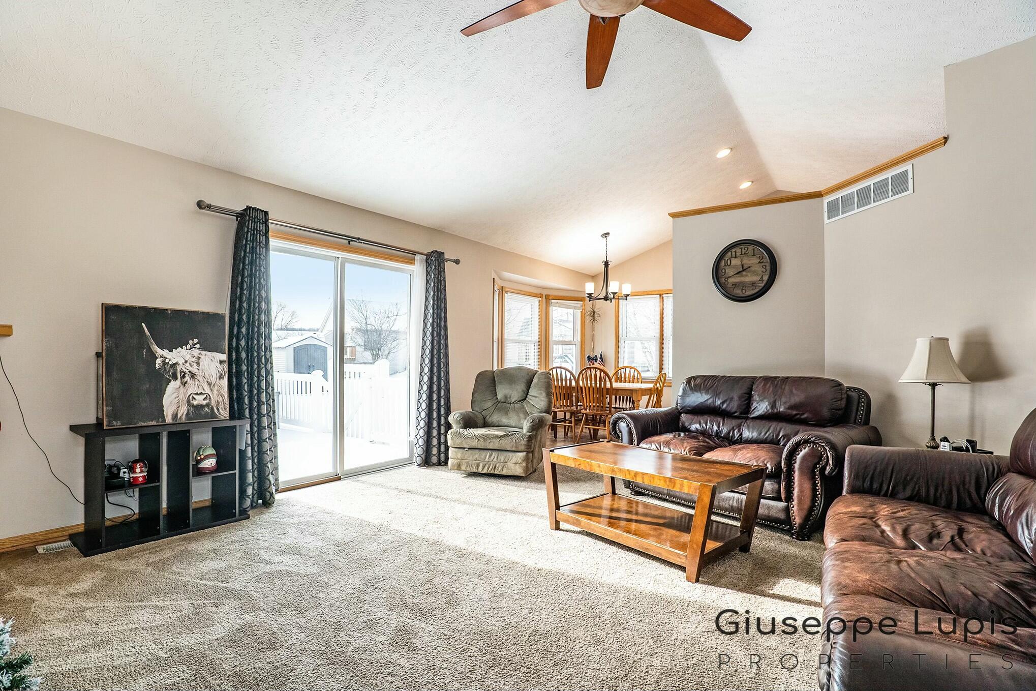 3112 Viewpoint Street Jenison, MI 49428 - Photo 4 of 43 living
