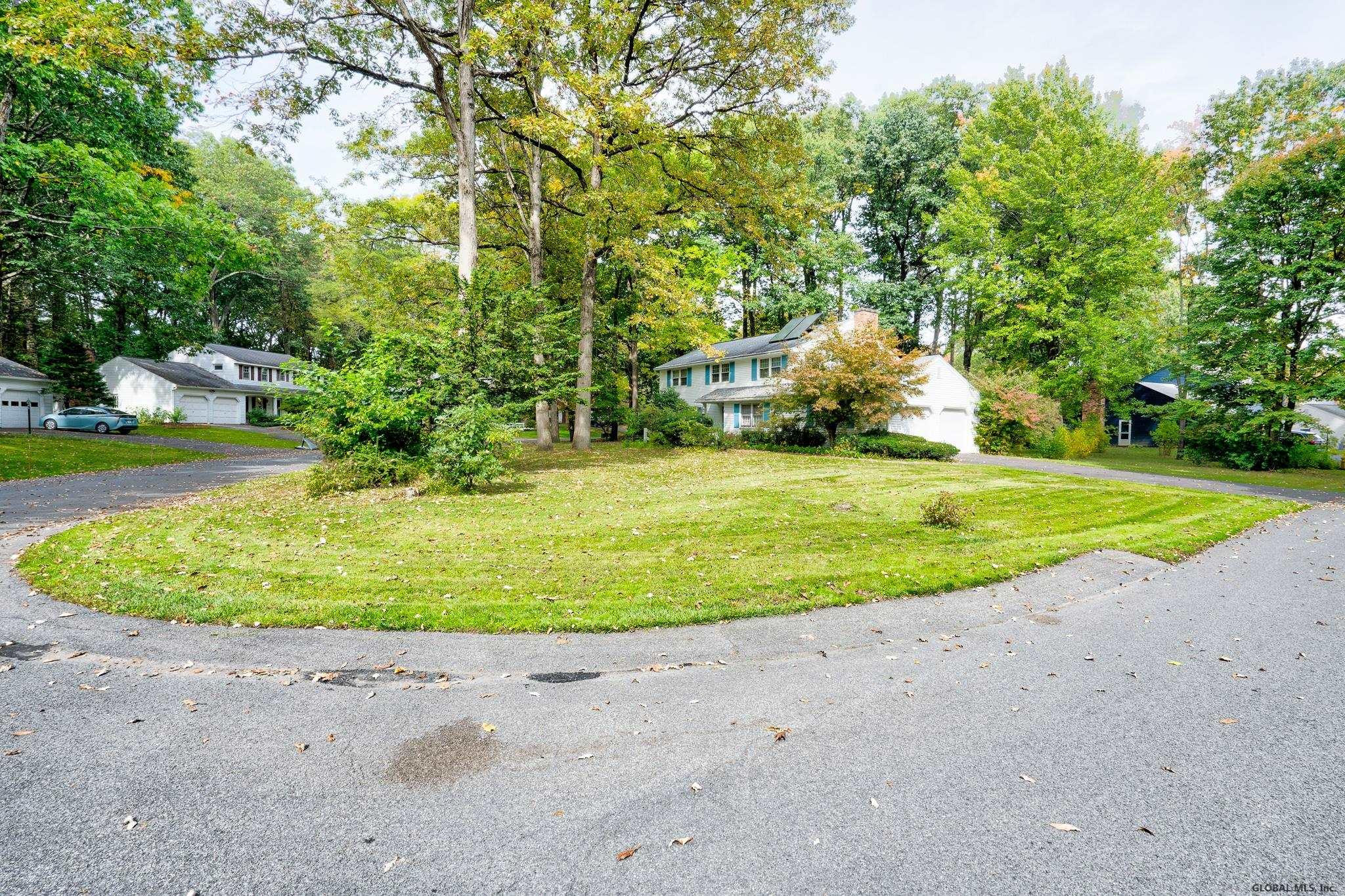 114 Berwick Road Bethlehem, NY 12054 - Photo 4 of 32 Photo 4