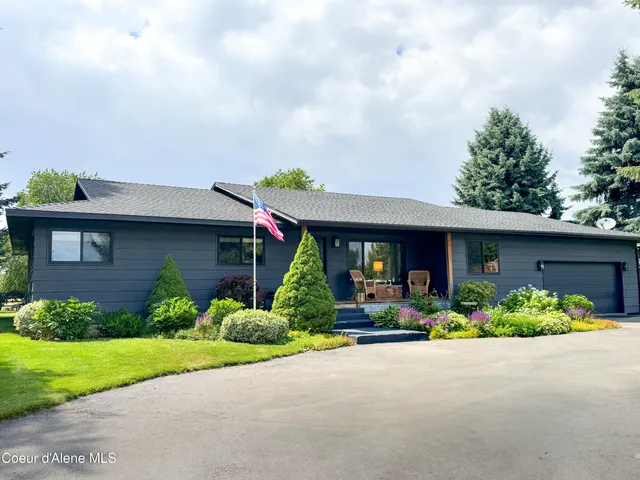 $864,000 | 9481 North Chateaux Drive, Hayden, ID 83835