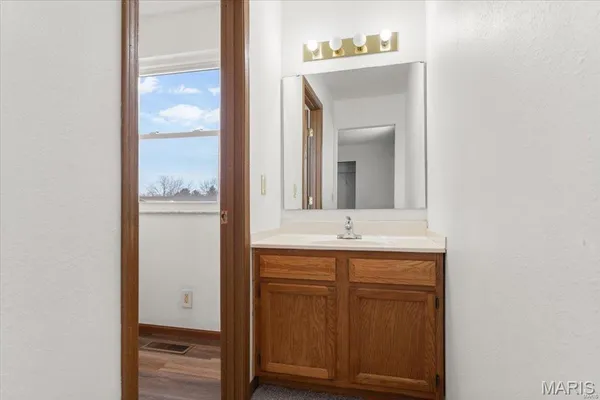 $1,850 | 134 Clinton Hill Drive, Swansea, IL 62226