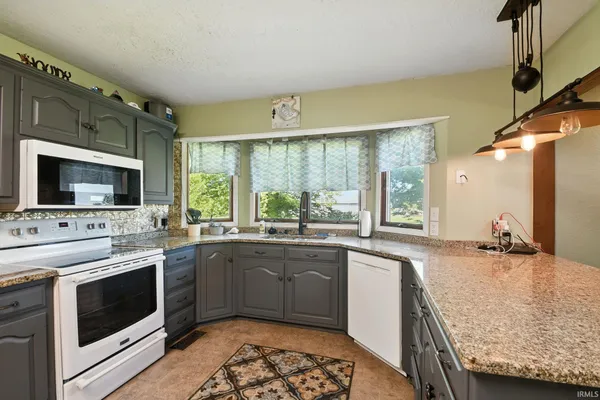 $339,900 | 5371 East 500th Road North, Michigantown, IN 46057