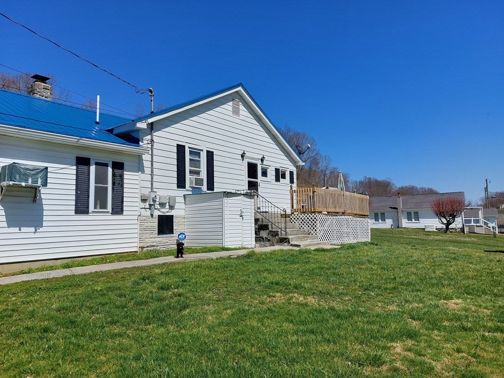 3604 Abbs Valley Road Bluefield, VA 24605 - Photo 7 of 31 Gallery Image 7