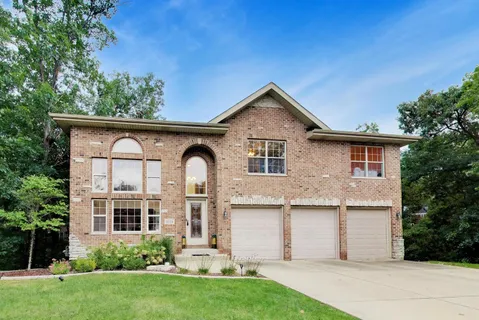 $415,000 | 3511 Huntington Terrace, Crete, IL 60417