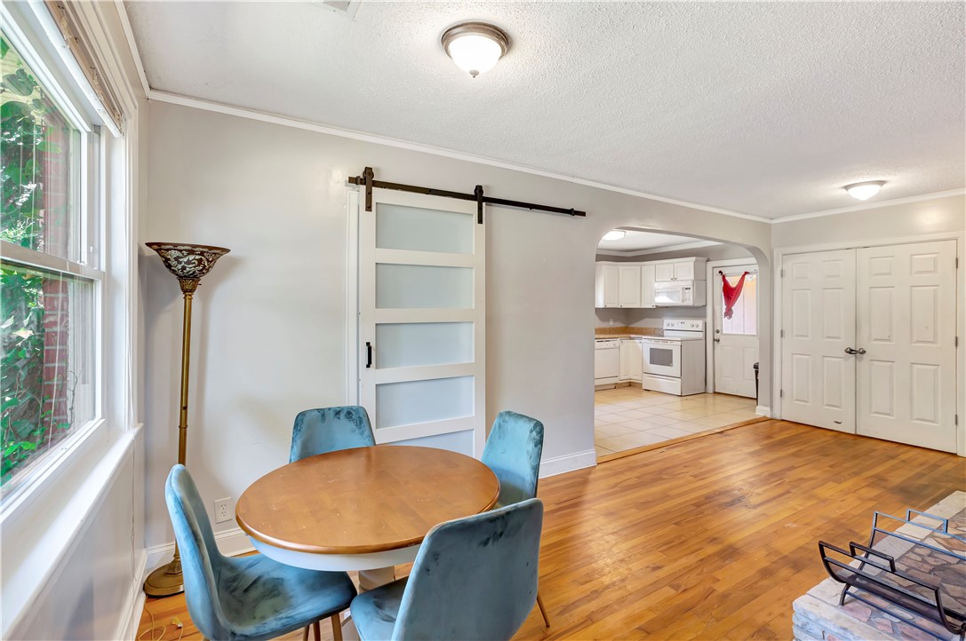503 Eskew Circle Anderson, SC 29621 - Photo 10 of 22 Dining Area