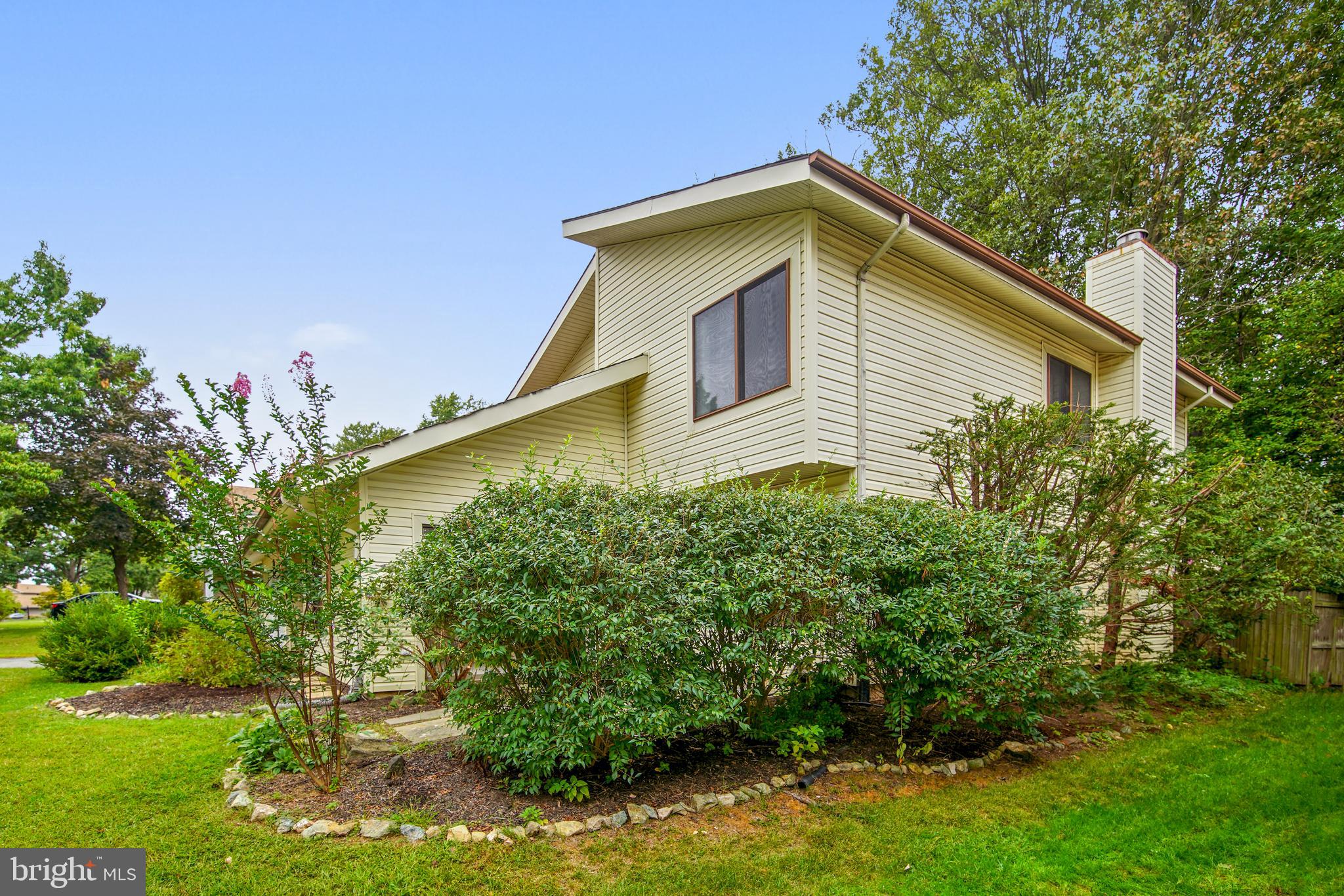 18905 Glendower Road Gaithersburg, MD 20879 - Photo 4 of 77 Gallery Image 4