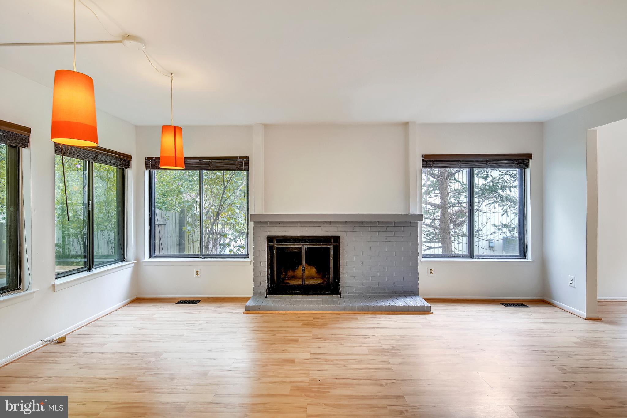 18905 Glendower Road Gaithersburg, MD 20879 - Photo 31 of 77 Gallery Image 31