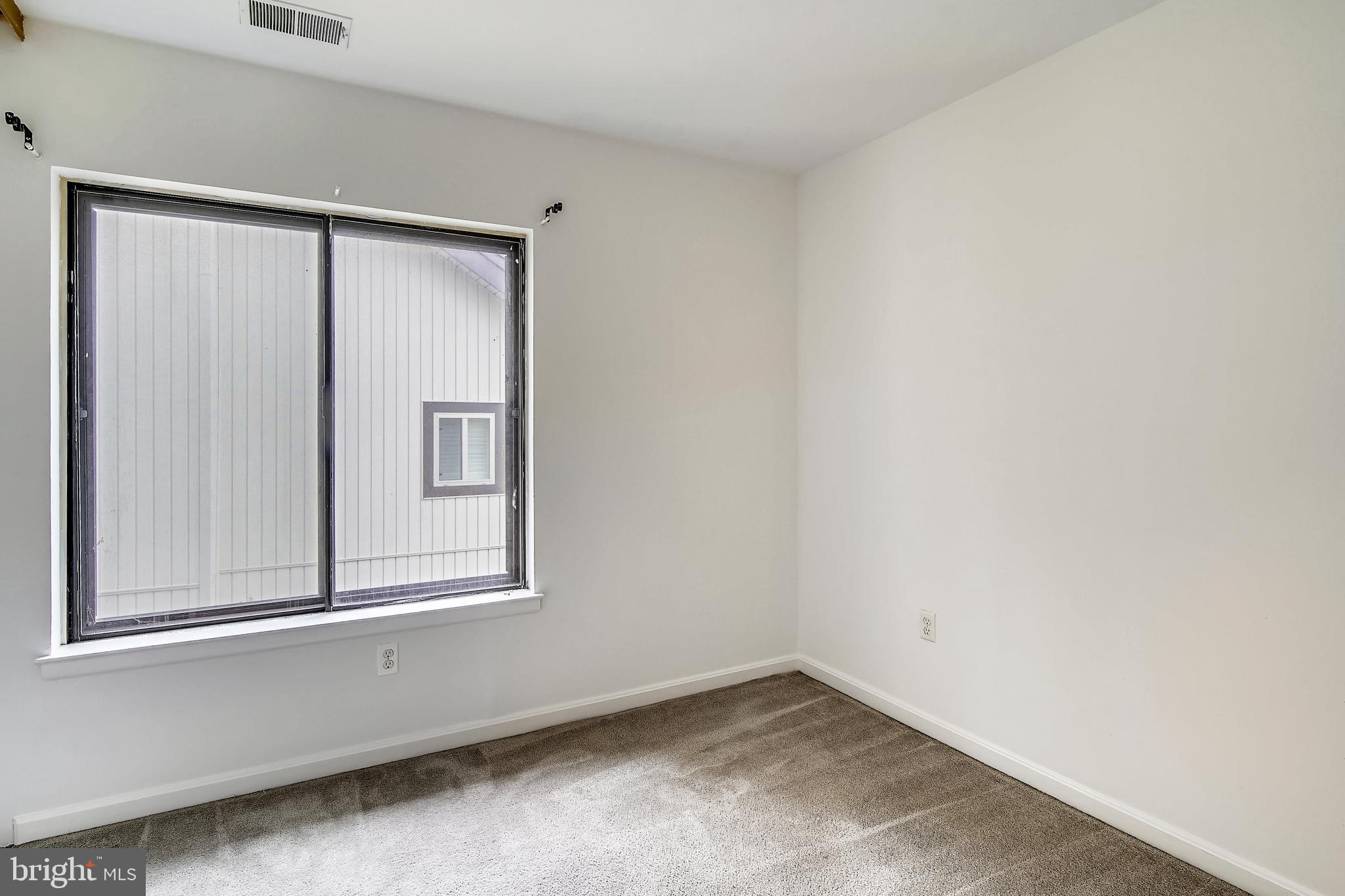 18905 Glendower Road Gaithersburg, MD 20879 - Photo 57 of 77 Gallery Image 57