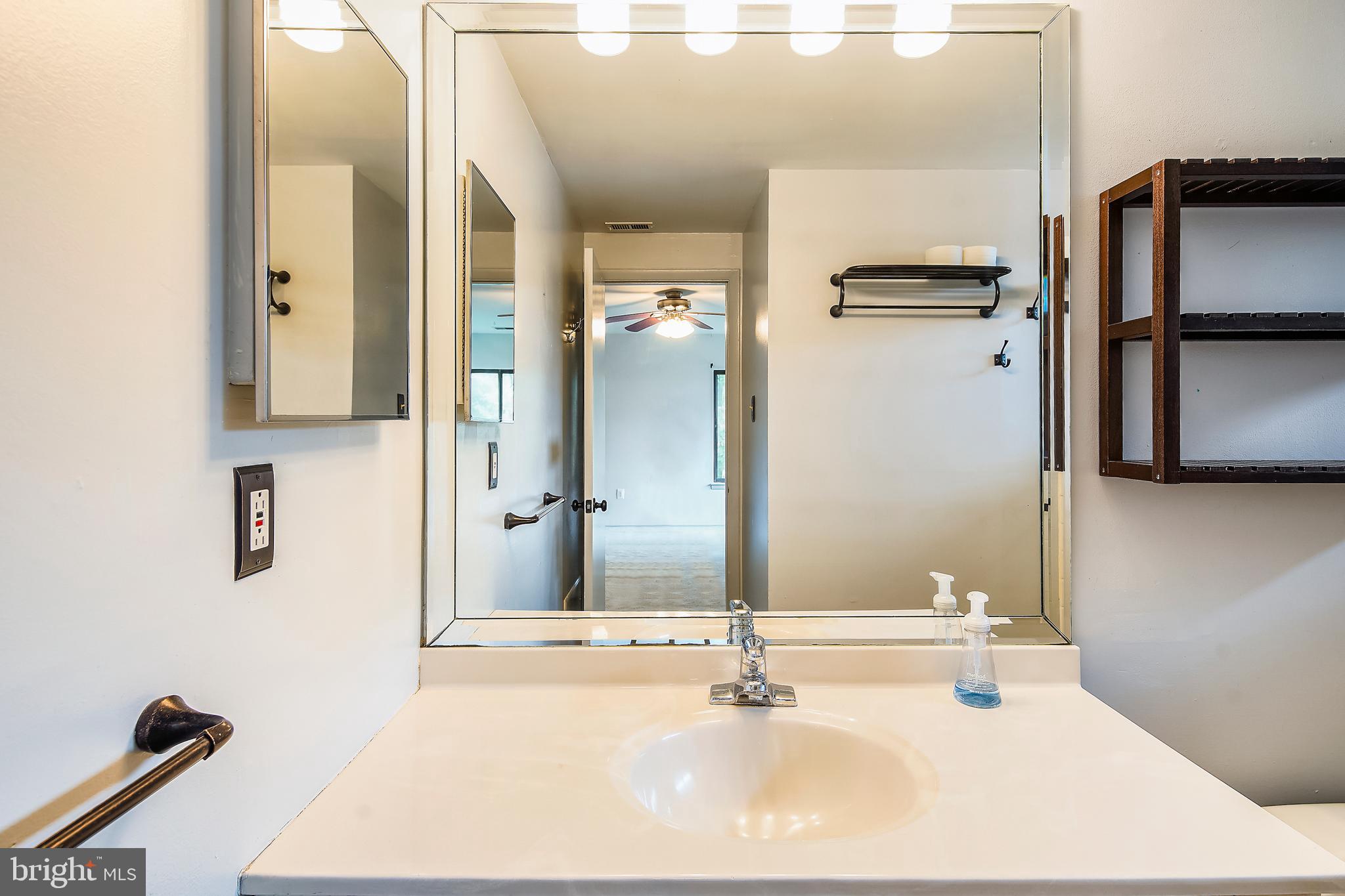 18905 Glendower Road Gaithersburg, MD 20879 - Photo 67 of 77 Gallery Image 67