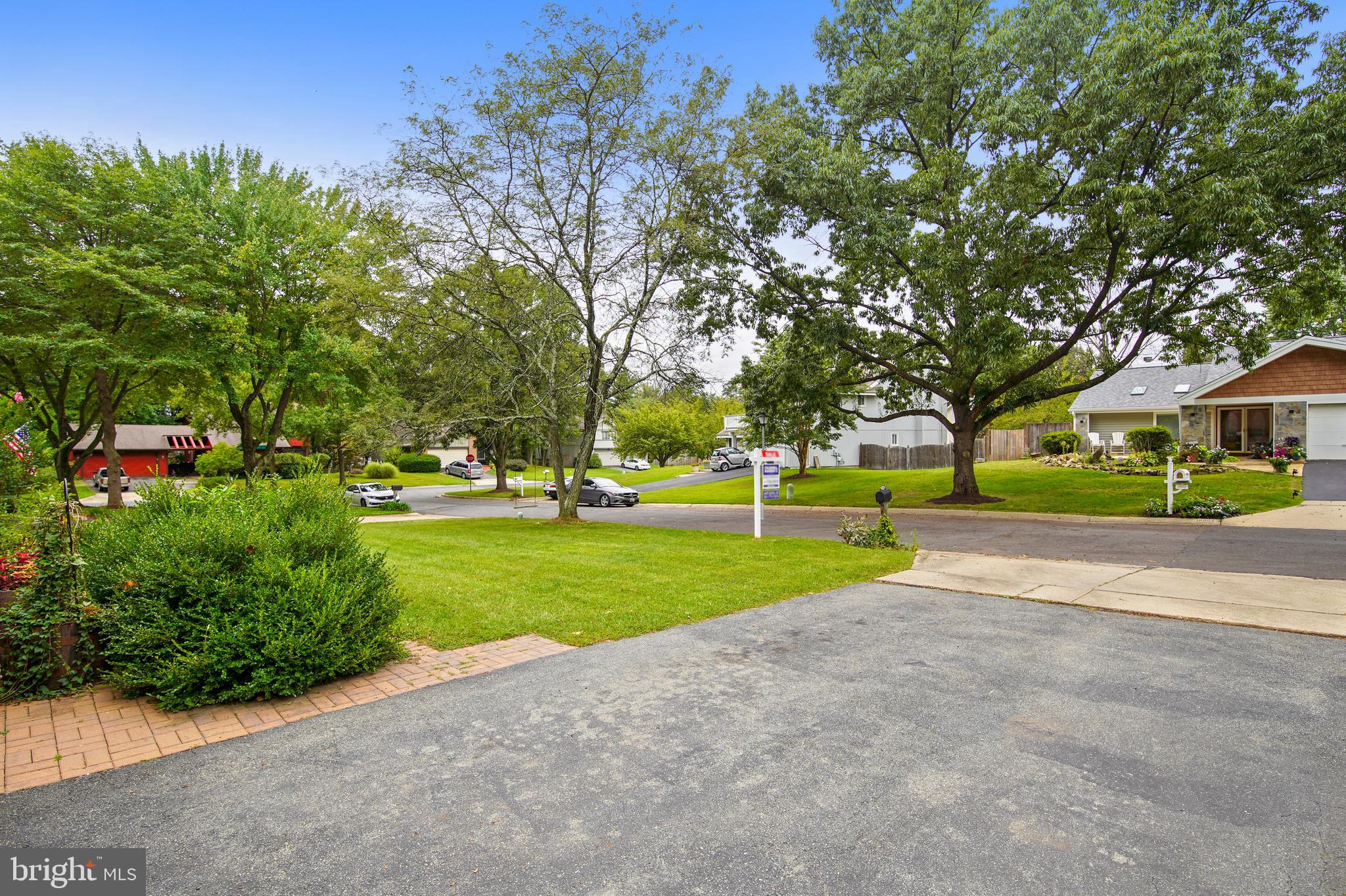 18905 Glendower Road Gaithersburg, MD 20879 - Photo 8 of 77 Gallery Image 8