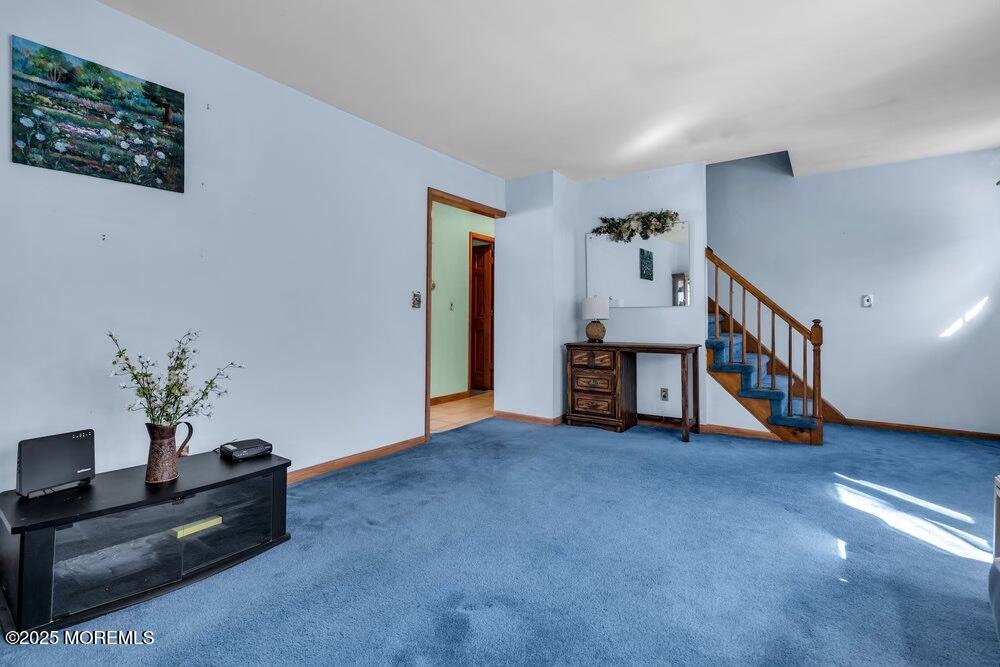 22 Sycamore Terrace Wayne, NJ 07470 - Photo 13 of 18 5