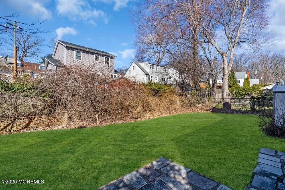 22 Sycamore Terrace Wayne, NJ 07470 - Photo 17 of 18 13