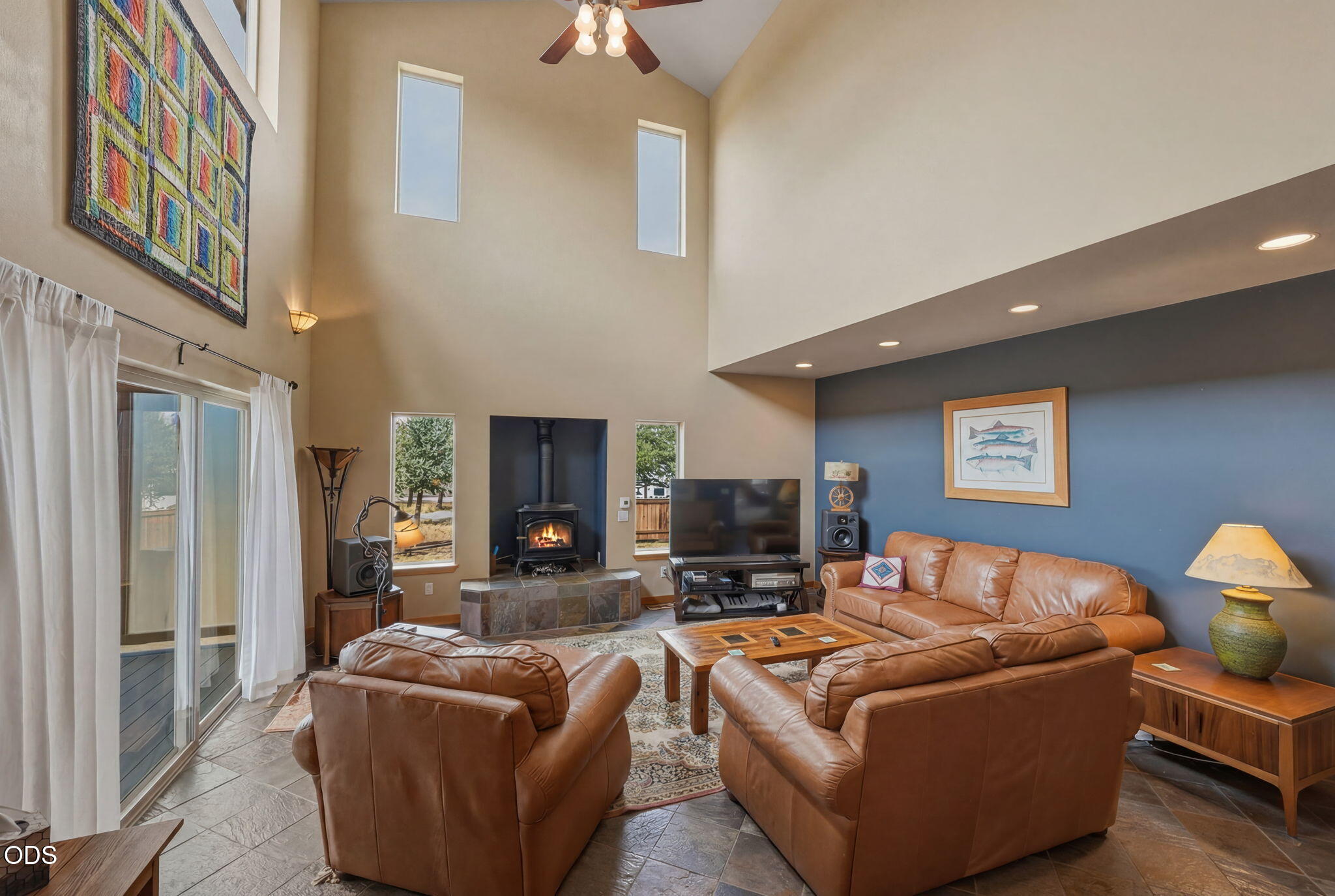 70275 Club Road Sisters, OR 97759 - Photo 18 of 61